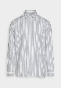 Knoopshirt van lichte stof, met verticale blauwe en witte strepen, lange mouwen en een borstzak.