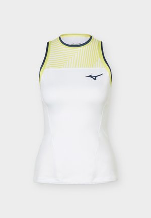 Haut de sport blanc sans manches avec un motif géométrique jaune sur la poitrine et une bordure marine autour des emmanchures et du cou.