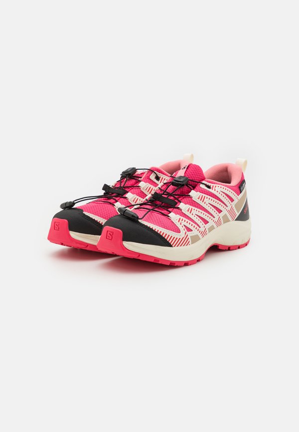 XA PRO V8 UNISEX – Hikingschuh