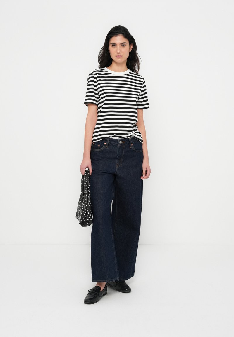 PIECES T-Shirt Donna Con Ricamo Pcfria - Manica Corta, Casual, Stile Danese