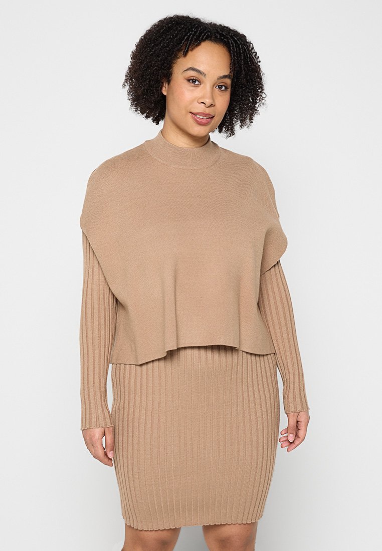 Apart Gebreide jurk camel