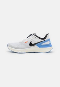 Unselected, white/black/royal pulse/pure platinum/safety orange/sail