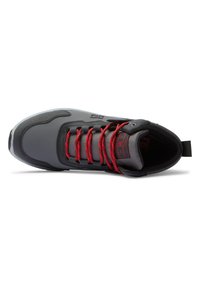 DC Shoes MUTINY - Botas para la nieve - xskr grey black red