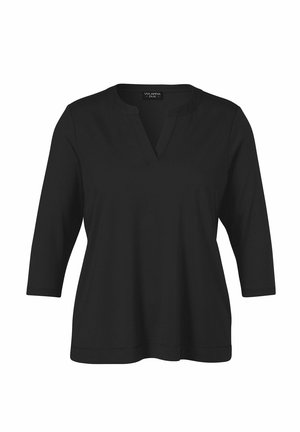 Schwarze Bluse für Frauen mit dreiviertel Ärmeln und einem geteilten Ausschnitt, mit lockerem, bequemem Schnitt.