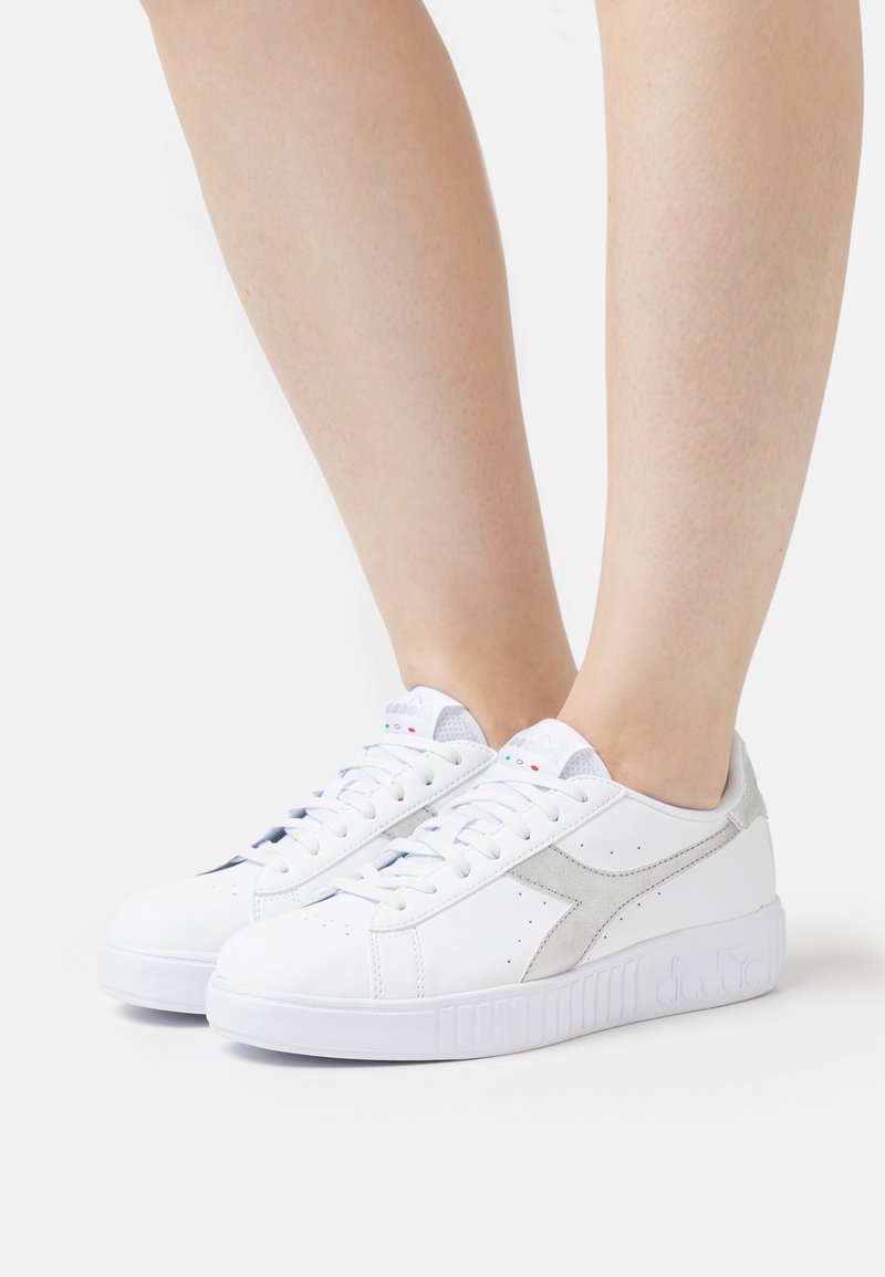 Diadora STEP TUMBLED - Trainers - white - Zalando.ie