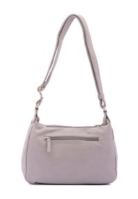 Borsa a tracolla in pelle grigia con tasca anteriore con zip, tracolla regolabile e corpo morbido e testurizzato. Presenta accenti in hardware color oro.