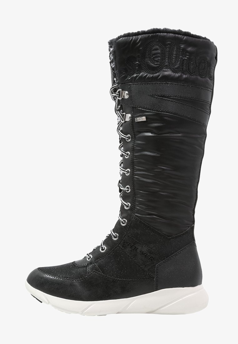 Botte d'hiver noire haute avec fermeture à lacets à l'avant, partie supérieure texturée et semelle épaisse blanche.