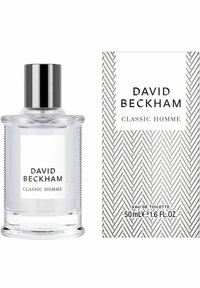 Läpinäkyvä lasipullo David Beckham Classic Homme -tuotetta, sylinterimäinen muoto, hopeanvärinen korkki; pakkauksessa on harmaasävyinen vierekkäin oleva kuvio.