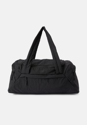 Czarna torba typu duffel wykonana z teksturowanego nylonu, z podwójnymi uchwytami u góry, zamykaną główną komorą oraz bocznymi kieszeniami do przechowywania.