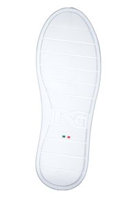 Semelle de chaussure en caoutchouc blanc avec des rainures horizontales, une marque en relief et un petit détail du drapeau italien en bas. Texture lisse dans l'ensemble.