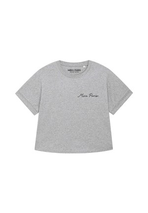 Lichtgrijs katoenen T-shirt met korte mouwen en ronde hals met zwarte tekst "Mira Paris" gedrukt op de linkerborst.