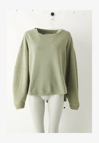 Unausgewählt, oil green