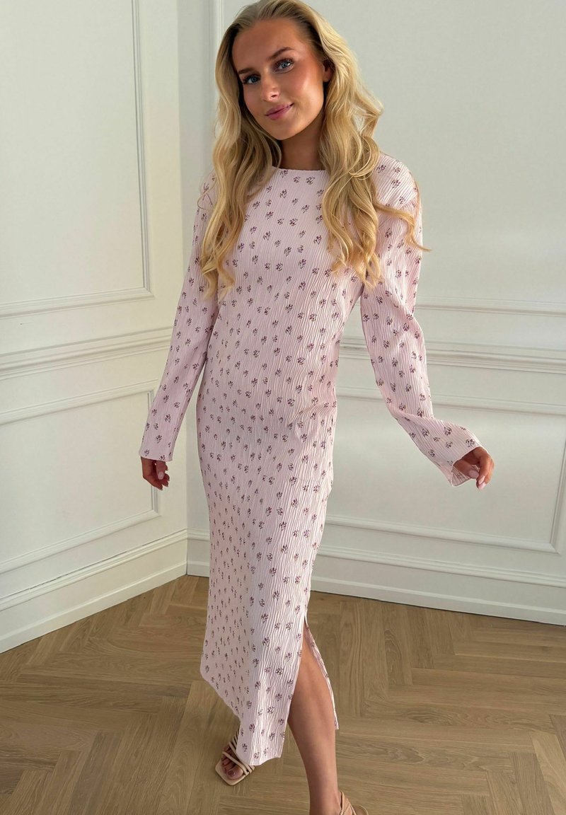BY IC Shift dress - pink/light pink - Zalando.ie