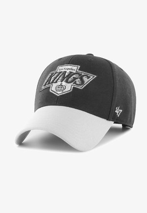Gorra de béisbol negra con visera gris, que presenta un logotipo bordado de "Los Angeles Kings" y un detalle de corona en la parte frontal. Acentos de costura elegantes.