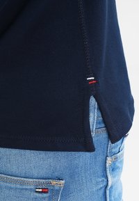 Tommy Jeans Polotričko - blue
