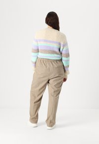 Tommy Hilfiger Curve Bukse - classic beige