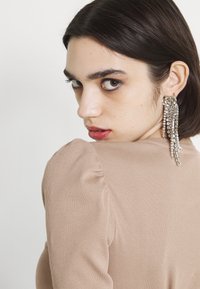 JDY JDYCEREN PUFF SLEEVE - Camisola de manga comprida - chanterelle