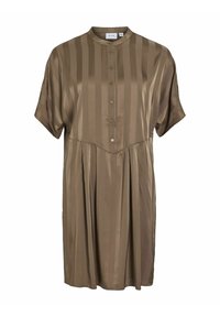 Abito camicia in satin verde oliva, caratterizzato da righe verticali, colletto alla mandarino, maniche corte e una gonna arricciata per un fit rilassato.