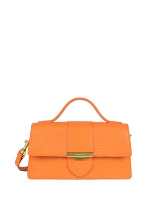 Orange Lederhandtasche mit strukturierter Form, strukturiertem Oberflächenmaterial, abnehmbarem Schulterriemen und goldfarbenen Hardware-Details.