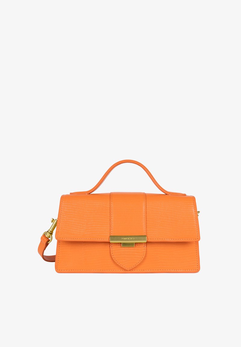 Borsa a tracolla in pelle arancione con forma strutturata, superficie testurizzata, tracolla removibile e dettagli in metallo color oro.