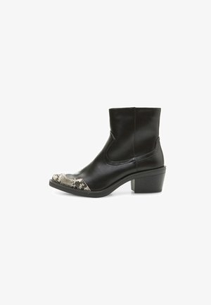 Bata, Stivaletti texani / biker - nero