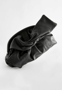 Next REGULAR FIT - Geantă plic - black