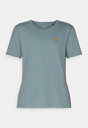 Short-sleeve t-shirt in soft teal cotton, featuring a small embroidered design of a figure holding an orange surfboard on the left chest.