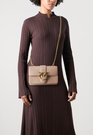 LOVE ONE MINI VITELLO SETA - Cross body bag - cipria/antique gold