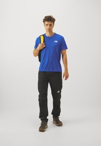 The North Face LIGHTBRIGHT TEE - Sportiniai marškinėliai trumpomis rankovėmis - blue