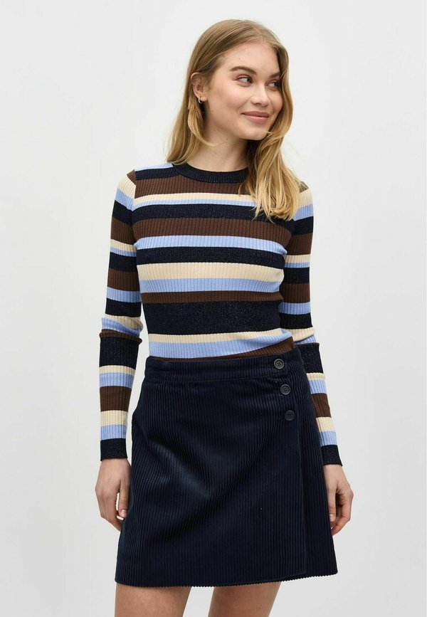 MARLIE-M - A-Linien-Rock - night sky