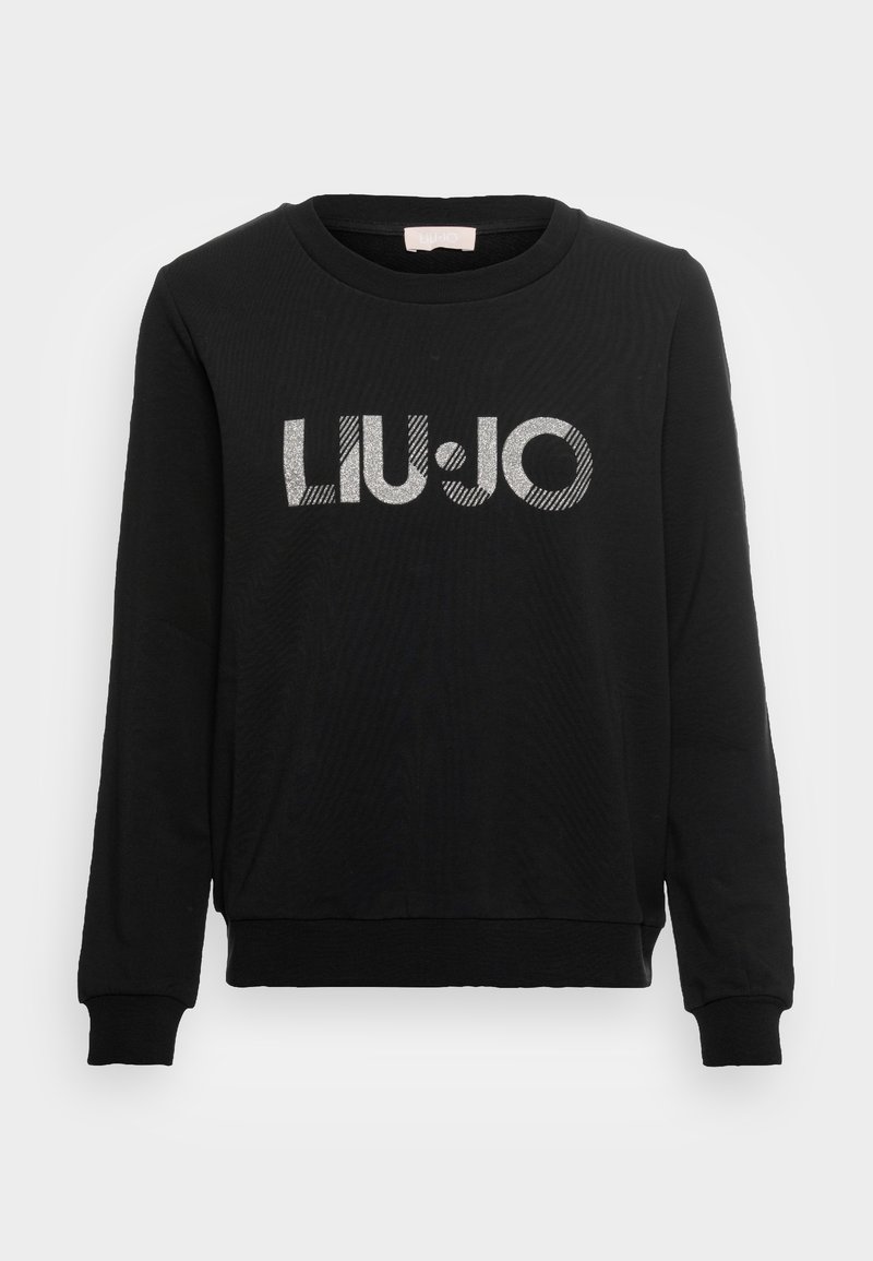 Schwarzes Langarm-Sweatshirt mit silberner, strukturierter "LIU·JO"-Logo auf der Vorderseite sowie gerippten Bündchen und Saum, auf einem schlichten Hintergrund präsentiert.