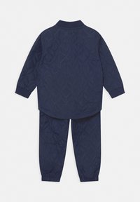 Niewybrane, dark blue