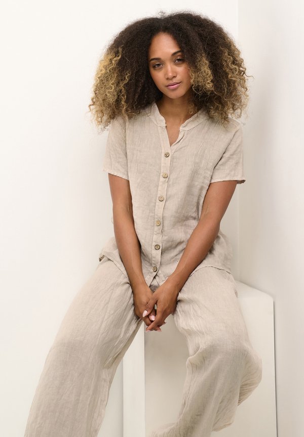 CRBELLIS SHORT SLEEVE - Blouse - crispy sand3