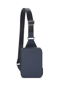 Navy Leder Umhängetasche mit strukturiertem Oberflächen, verstellbarem Tragegurt mit eingeprägtem Markennamen und Reißverschlussverschluss.