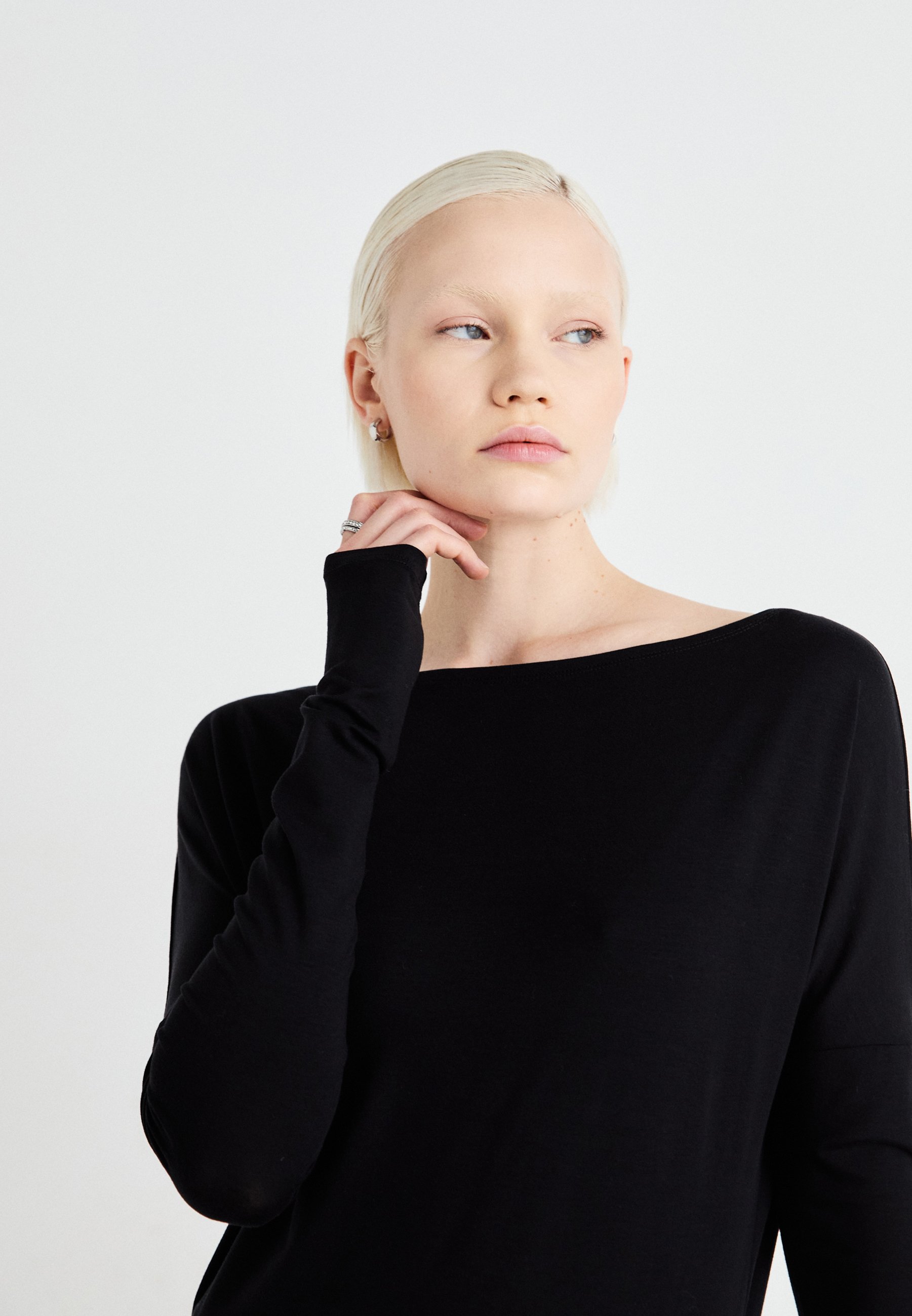 売れ筋商品|||ウィークデイ Tシャツ レディース トップス JOHANNA DRAPY  - Long sleeved top - mole dark 9ddacdfe4c054240a75df5ca580295