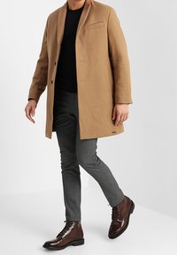 Esprit Klassisk frakke - camel