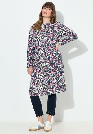 LANGARM - Vestido ligero - forest berry