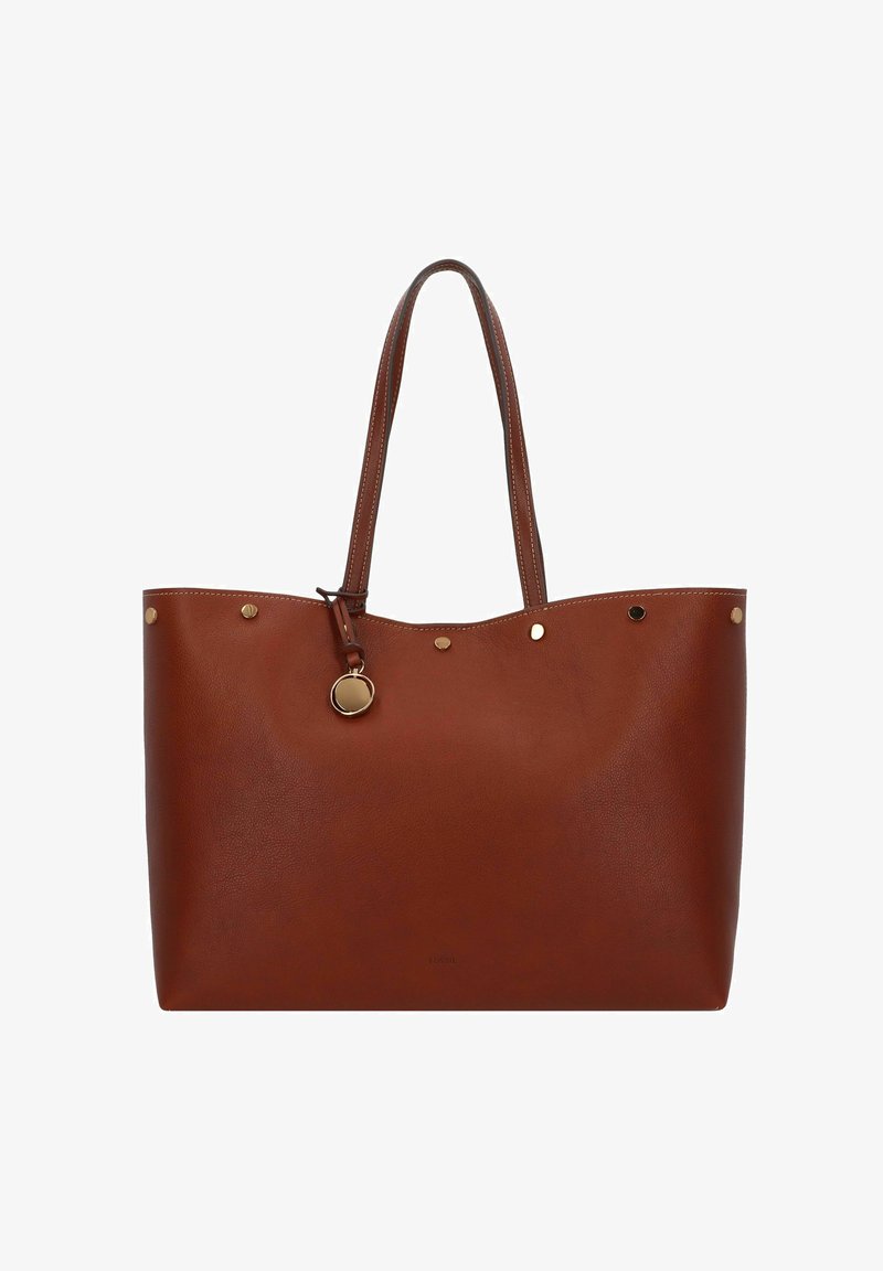 Braune Leder-Tasche mit zwei Griffen, mit einem goldenen, runden Akzent und dekorativen goldenen Nieten entlang des oberen Randes. Glatte Textur.