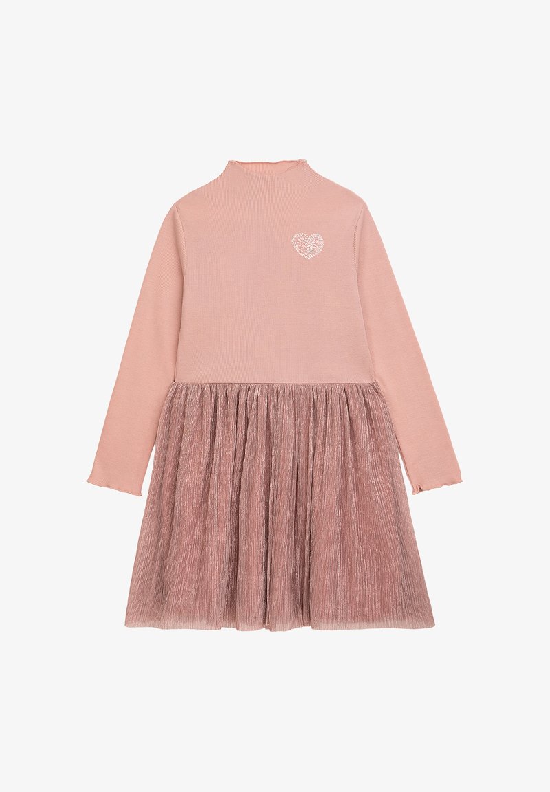 Langärmliges Kleid mit einem gerippten rosa Oberteil und einem glänzenden, plissierten rosa Rock. Verfügt über eine kleine Herzverzierung auf der Brust.
