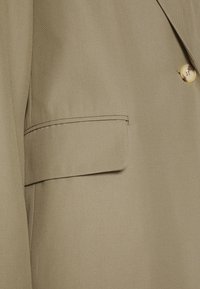 Won Hundred Cappotto corto - mottled olive