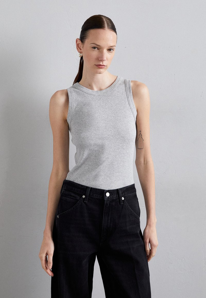 RE/DONE PAINTER JEAN - Relaxed fit jeans - crafted black