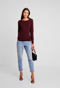 Vero Moda VMCARE STRUCTURE O-NECK GA NOOS - Camisola - port royale