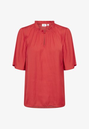 Rode blouse met korte mouwen, een verzamelde halslijn, subtiel stippenpatroon en een sleutelgatopening aan de voorkant. Zijdezachte textuur.