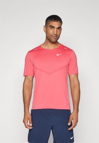 Nike Performance RISE - Camiseta deportiva - aster pink/reflective silver