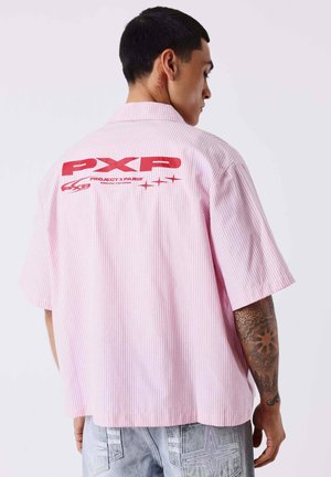 Project X Paris, CHEMISE RAYÉE À MANCHES COURTES - Camisa - rose