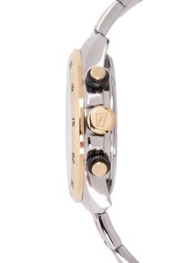 Rokas pulksteņa sudraba metāla korpuss ar zelta bezel, trim pogām, baltu ciparnīcu un nerūsējošā tērauda siksnu.