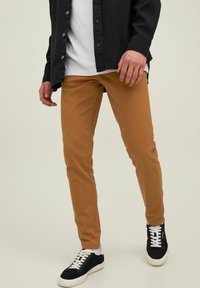 Jack & Jones - MARCO BOWIE  - Pantalones chinos - braun Imagen en miniatura 1