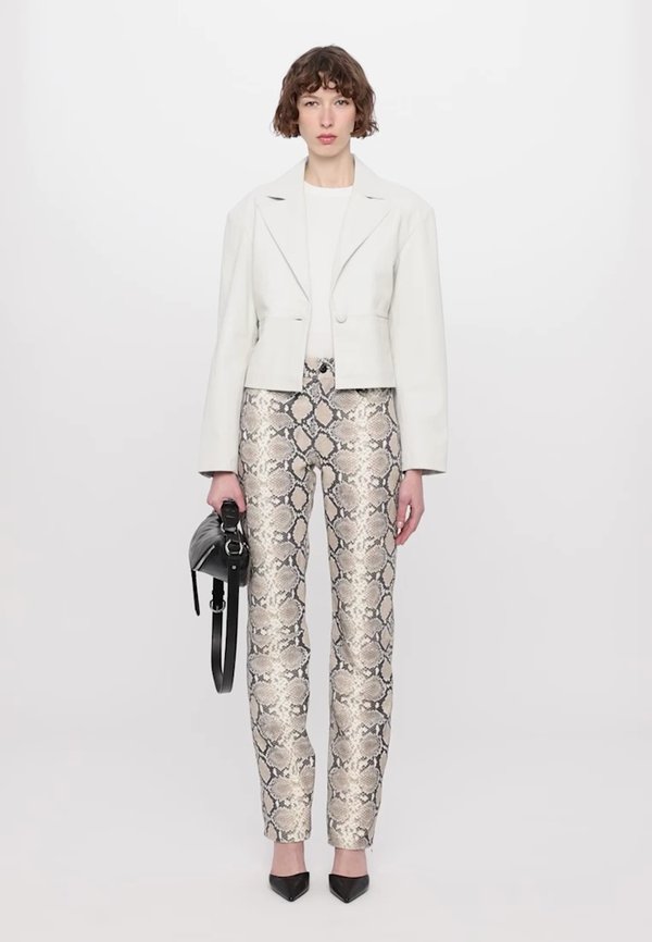 MIMI  - Leather jacket3