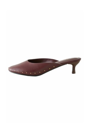 REGULAR FIT - FOREVER COMFORT STUDDED CLOSED - Matalakantaiset pistokkaat - wine