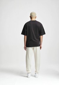 2Y Studios OVERSIZE  - Basic póló - washed black